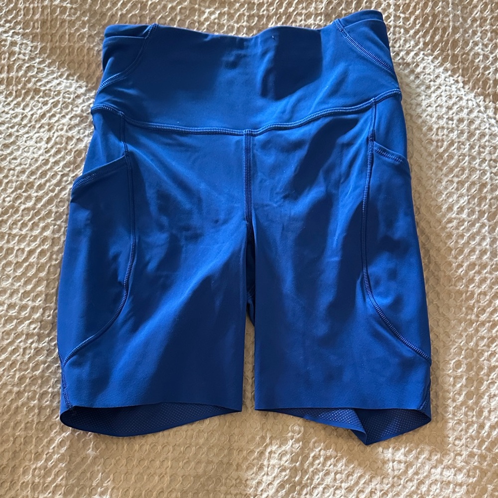 lululemon Royal Blue Bike Shorts Fast and Free HR Short 6” pockets